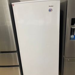 Upright Freezer Whirlpool 