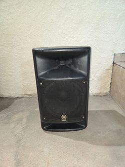 Yamaha PA Speaker Cabinet