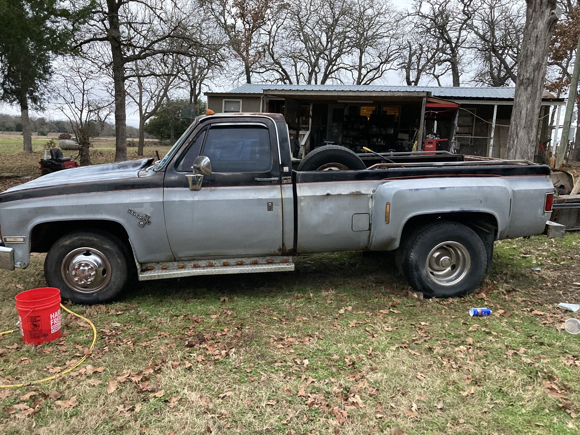 82 C30 Single Cab Chev Dually