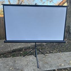 82” Adjustable Projector Screen 