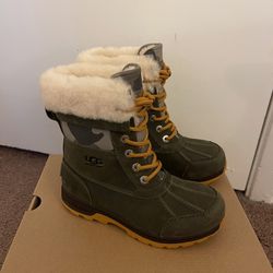 100% Authentic Brand New in Box UGG Butte II Camo Snow Boots / Color BNDL / Little Kid Size 13, 1, 2, 3