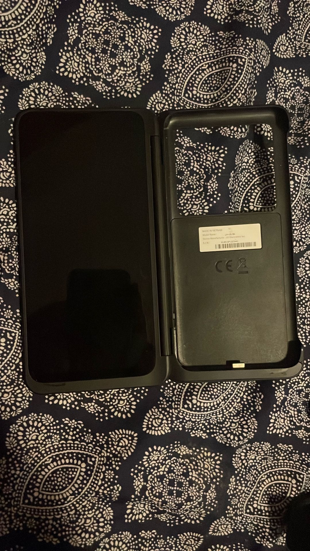 LG DualScreen LM-V515N