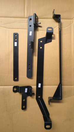Recaro seat base for corvette