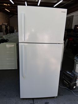 🥶$140 Insignia 2-Door Refrigerator Works Great🥶90-Day Warranty🥶Delivery, Installation and Haul Away Available or Pick Up(Stockbridge)🥶