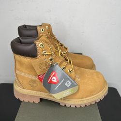 Timberland Premium 6 inch Boys Size 13Y Wheat Kids Waterproof Boots Shoes NEW