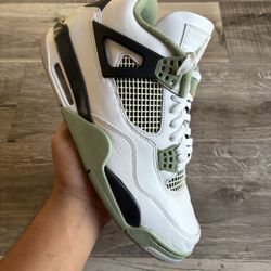🔥 Air Jordan 4 “Seafoam” 2023 – Size 12 (No Box)