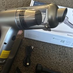 Multifuncional vacuum cleaner and air duster