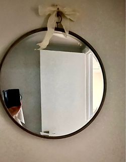 Price dropped! CASH ONLY. Moving Thursday. Mirror barn style distressed metal Frame