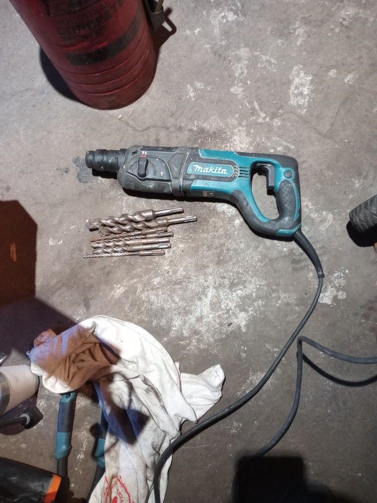 *Makita Rotary Hammer*
