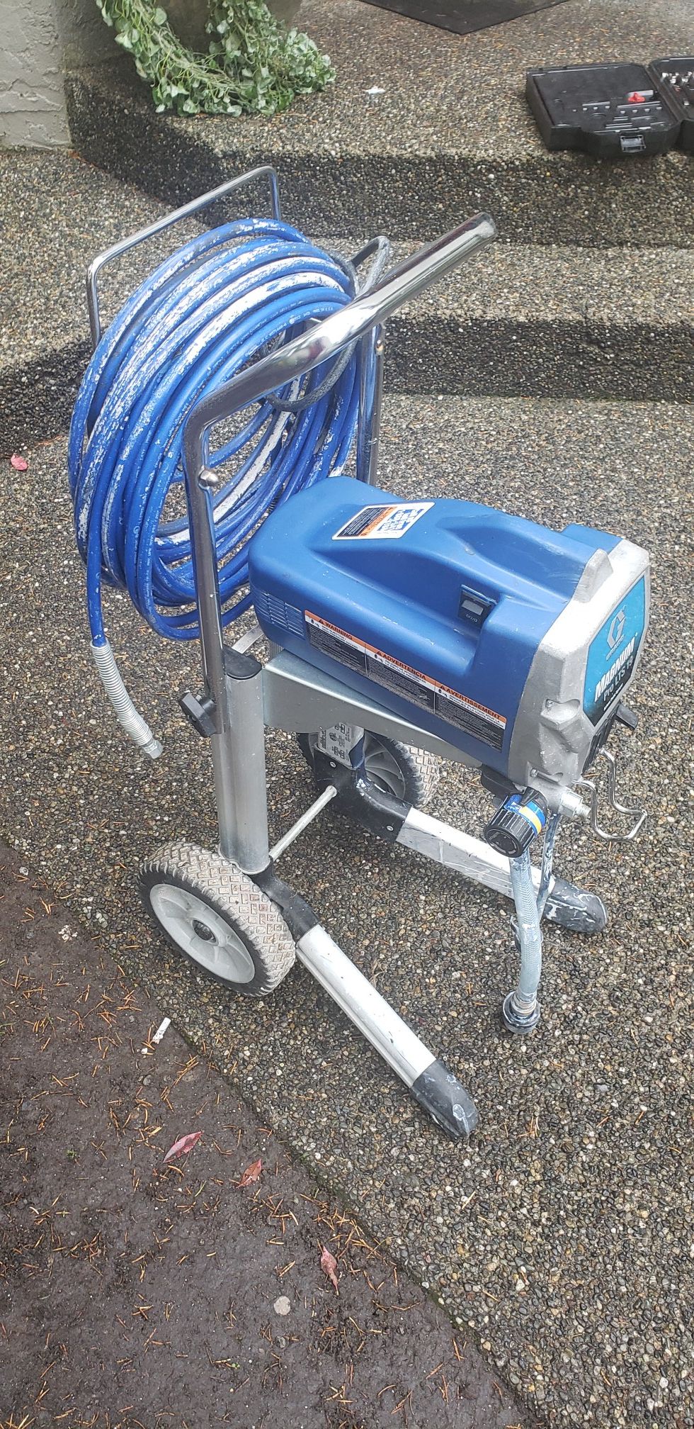 Graco magnum pro LTS 19 airles paint sprayer for Sale in Edmonds, WA