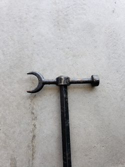 Sprinkler turn on and off tool for Englewood area
