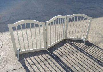 Gate for kids