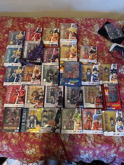SELLING ACTION FIGURES