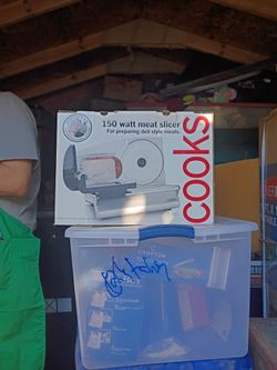 Cooks 150 Watt Meat Slicer 