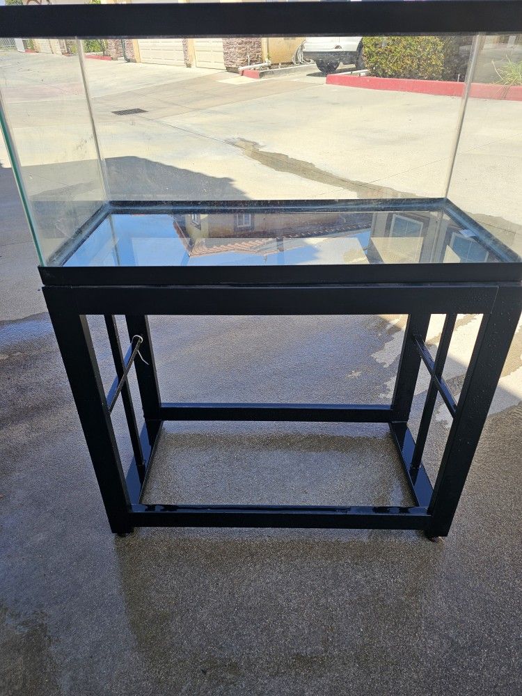 Petco Standard 40 Gallons Breeder Tank And Metal Stand