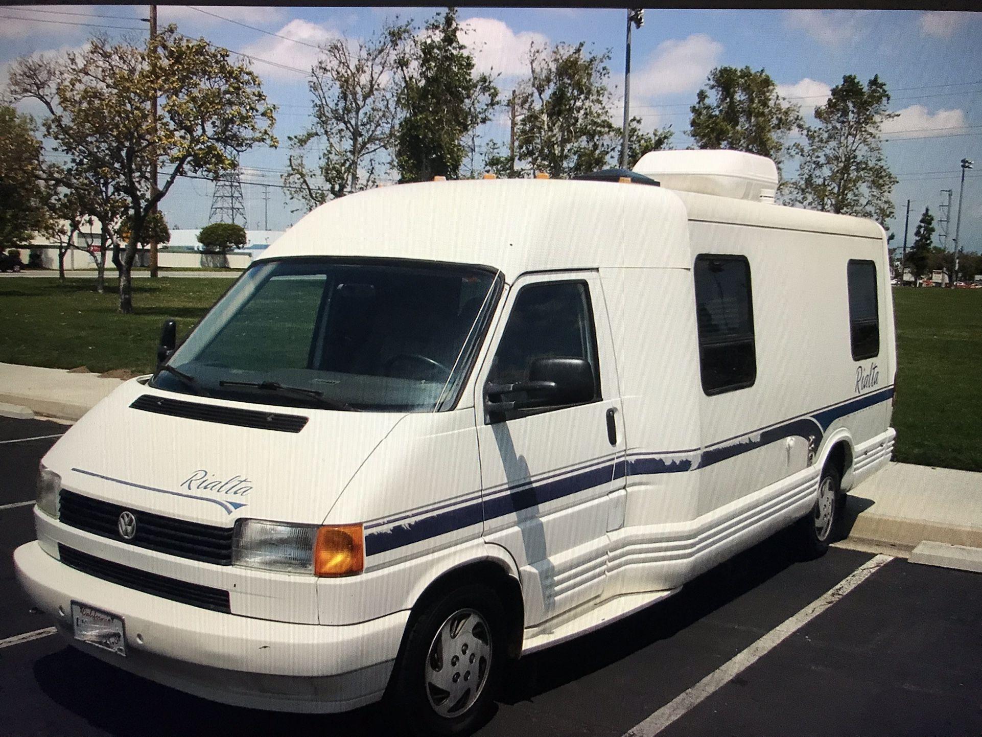 Rialta Winnebago Motorhome Class B for Sale in Chino, CA OfferUp