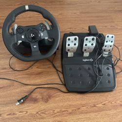 logitech G920 Driving Force Racing Wheel