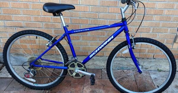 Schwinn Frontier Mountain Bike