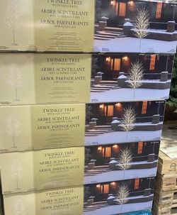 Twinkle LED Light Christmas Tree 