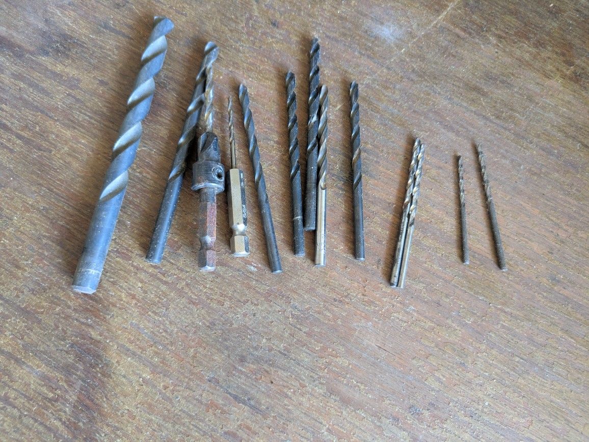 13 Piece Drill Bit Lot