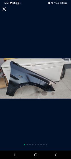 2011- 2018 BMW X3 X-3 RIGHT FENDER
PASSENGER SIDE USED OEM . Y13