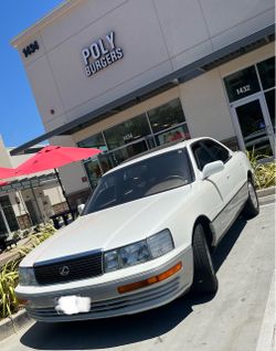 1990 Lexus LS 400