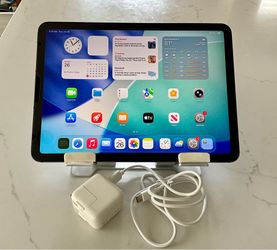 iPad Air 4th Generation 256GB - Unlocked (WiFi & Cellular) - Mint Condition