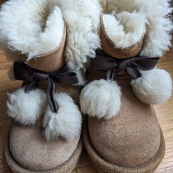 Girls Shoes UGG 