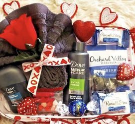 Valentines Baskets CUSTOMIZABLE, CAN ADD PHOTO
