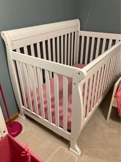 Convertible Crib and Changing Table white wood