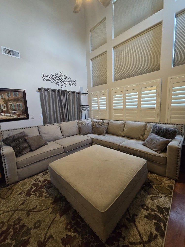 Sectional couch and Ottoman