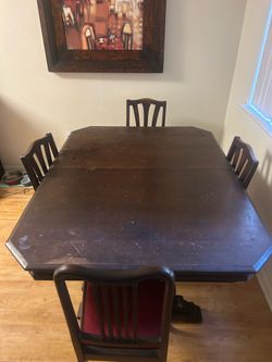Dining  room table and 5 Chairs