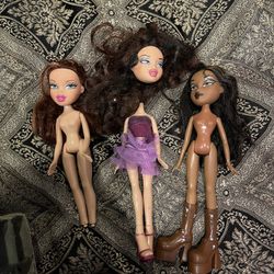 Lot of 5 - Bratz 2001-2007 Dolls Phoebe Sasha Megan Lot
