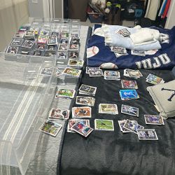 BASEBALL CARDS ROOKIES AND BASE SOME INSERTS