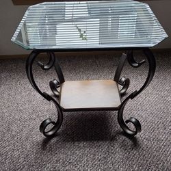 Beautiful Side Table + Lamp