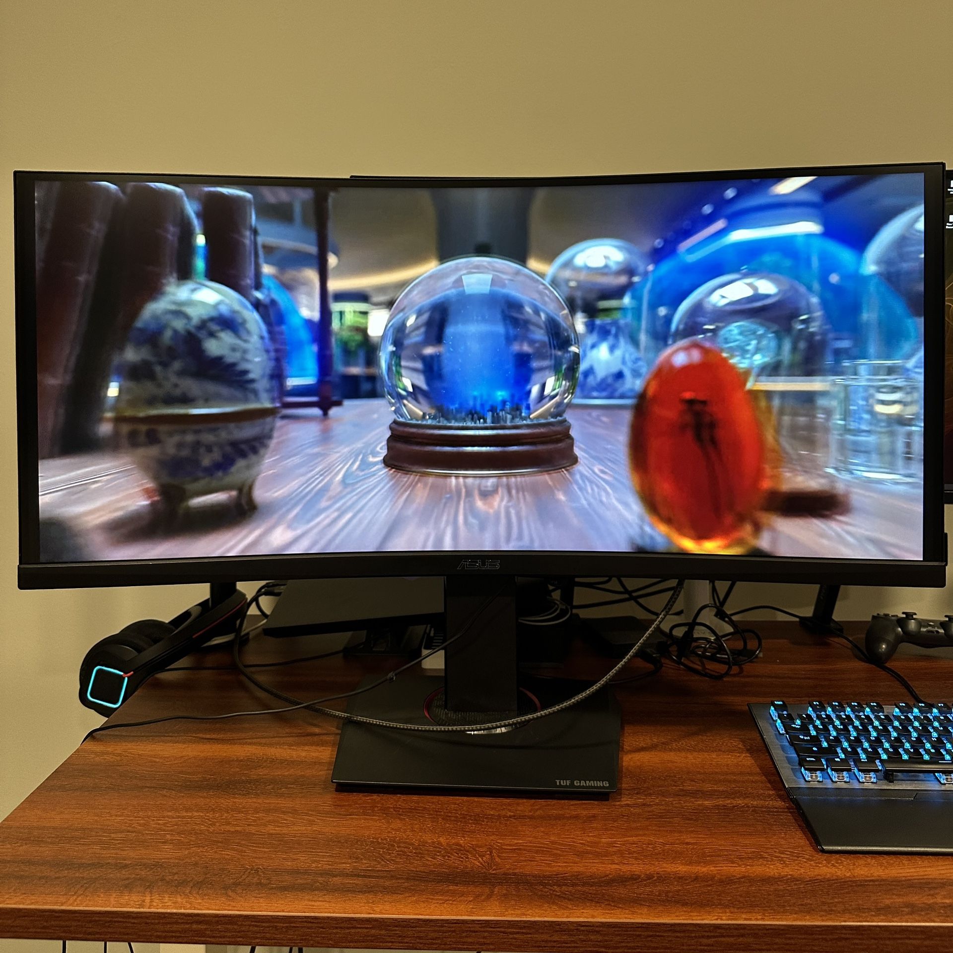 ASUS TUF VG35VQ 35” Curved Monitor