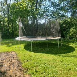 15 Foot Trampoline 