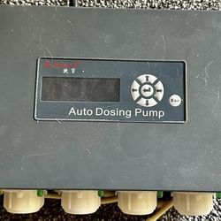 Jebao Programmable Auto Dosing Pump DP-4 Black. Willing to negotiate price. 