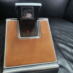 Vintage POLAROID SX-70 LAND CAMERA