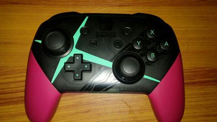 At bygge Uhøfligt Hold op Nintendo Switch Pro Controller Xenoblade Chronicles 2 themed for Sale in  Anaheim, CA - OfferUp