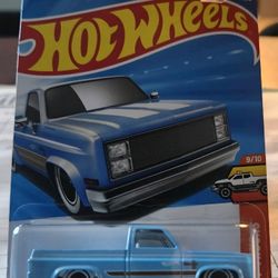 2025 HOT WHEELS '83 CHEVY SILVERADO HW HOT TRUCKS LIGHT BLUE