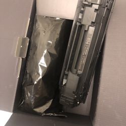 2 HP laserjet cartridges 85a