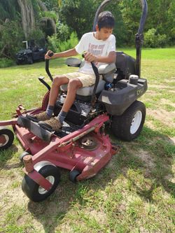 Toro Zero Turn Riding Lawn Mower only 570 hours