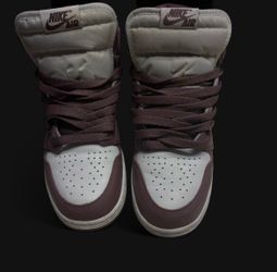 Nike High-Top Sneakers Pink and White