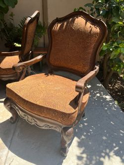Arm chairs