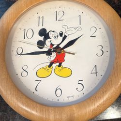 Disney Mickey Clock