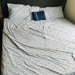 King Size Bed With Mattress 