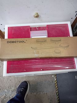 Debetool body brush set