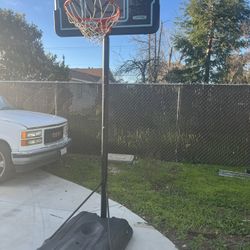 Basketball Hoop 