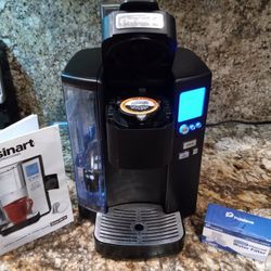CUISINART SINGLE SERVE COFFEE MAKER WITH NEW FILTERS 